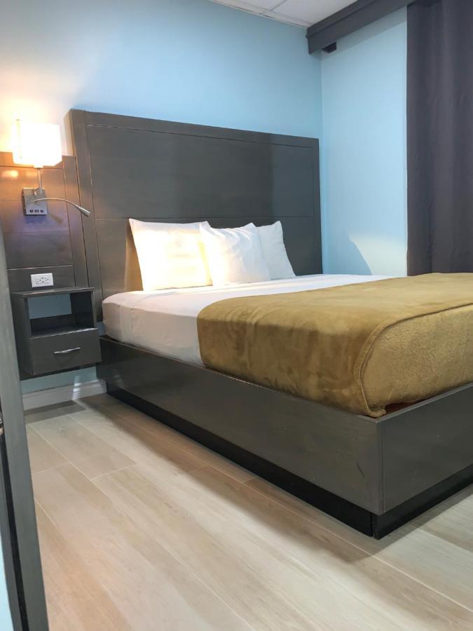 Airport Suites Hotel Piarco Dış mekan fotoğraf
