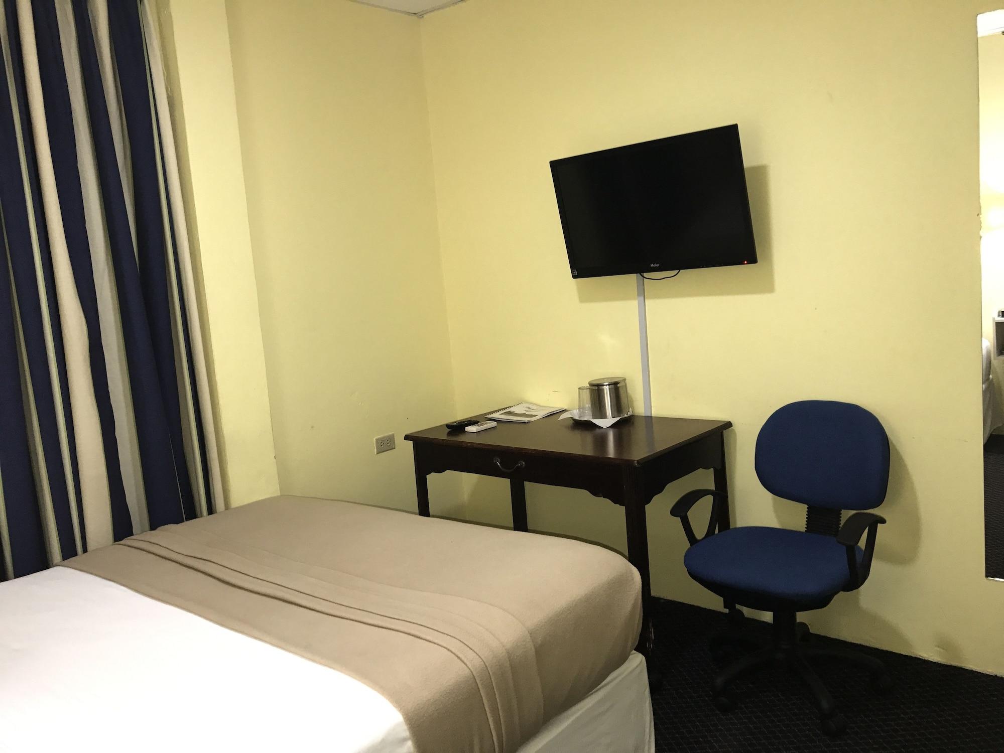 Airport Suites Hotel Piarco Dış mekan fotoğraf