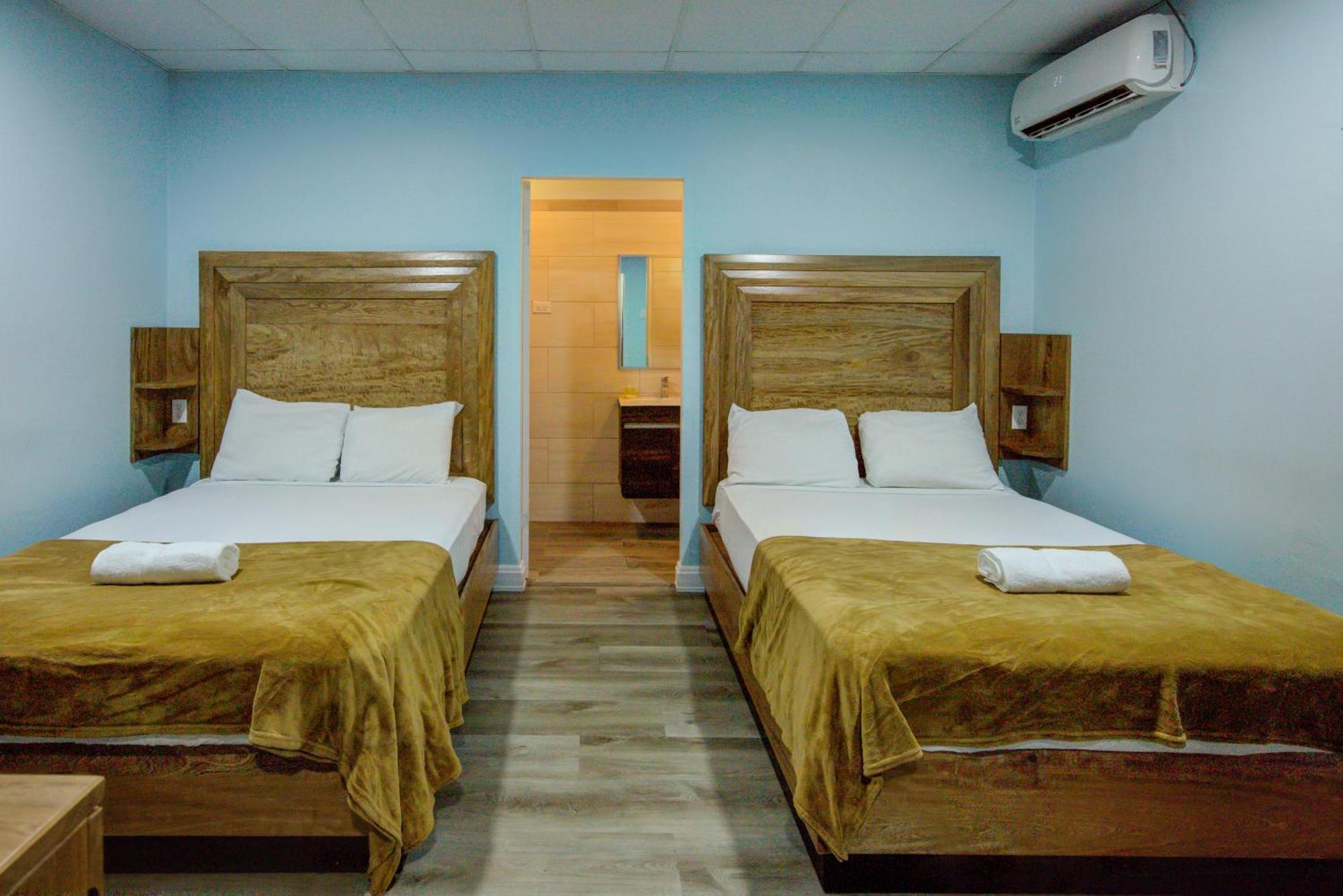 Airport Suites Hotel Piarco Dış mekan fotoğraf