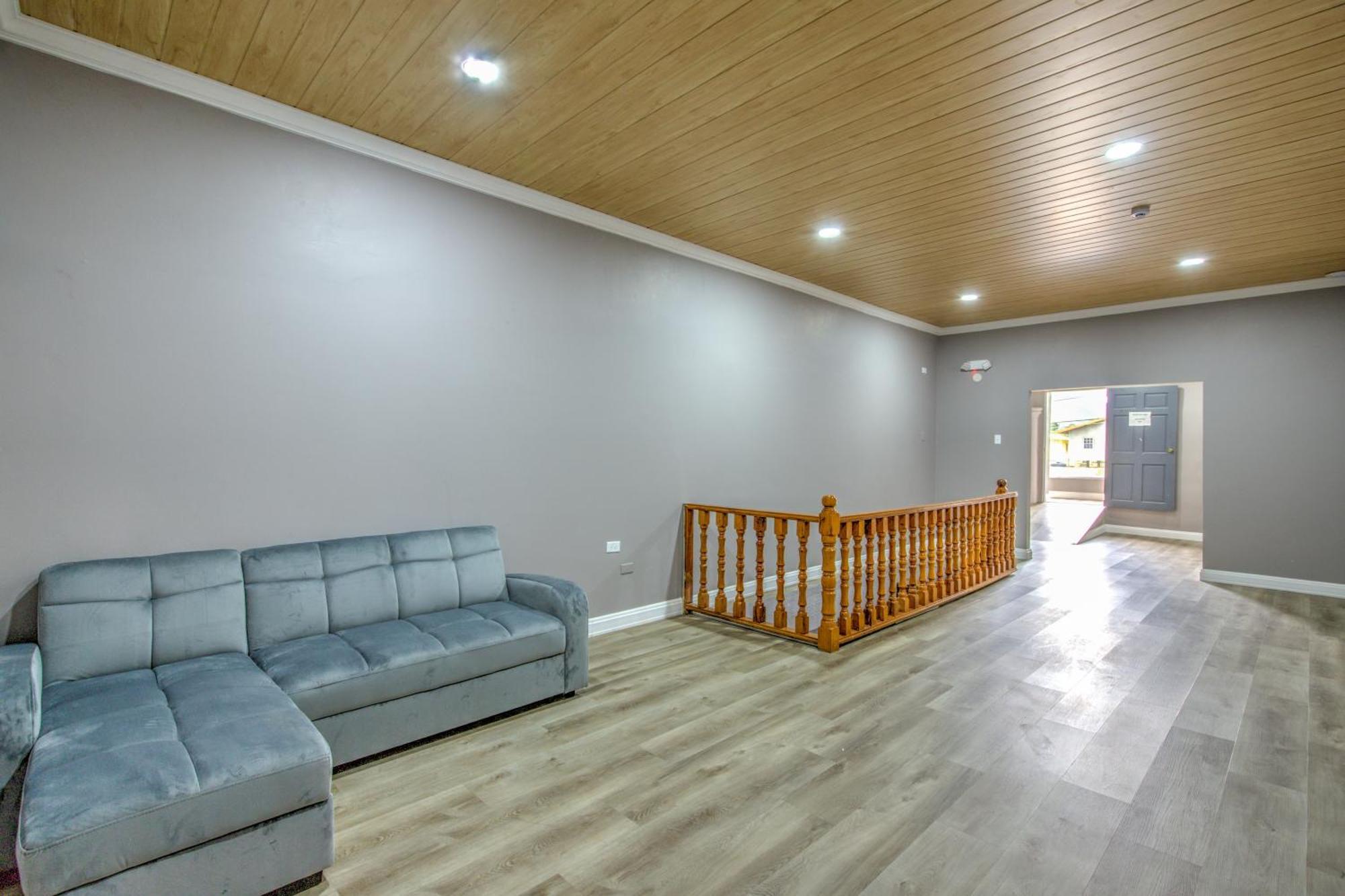 Airport Suites Hotel Piarco Dış mekan fotoğraf