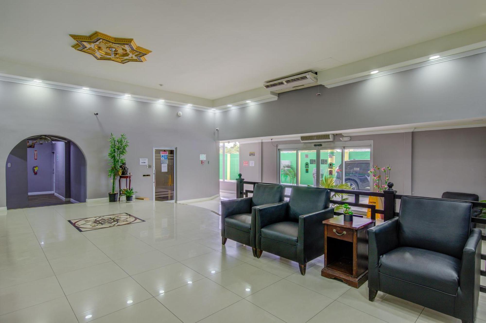 Airport Suites Hotel Piarco Dış mekan fotoğraf