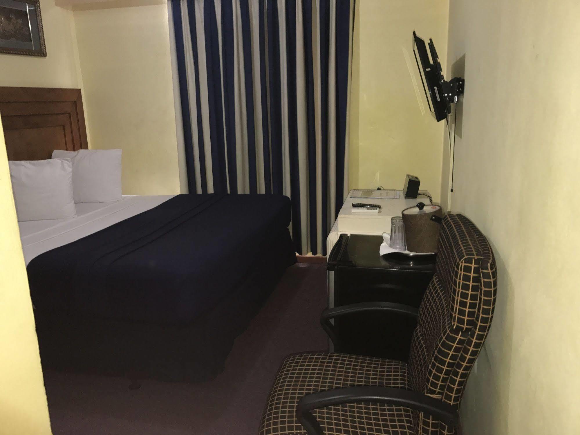 Airport Suites Hotel Piarco Dış mekan fotoğraf